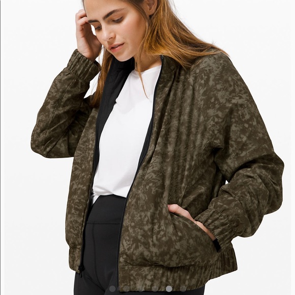 Lululemon Bombs Away *reversible* Jacket - Picture 5 of 9
